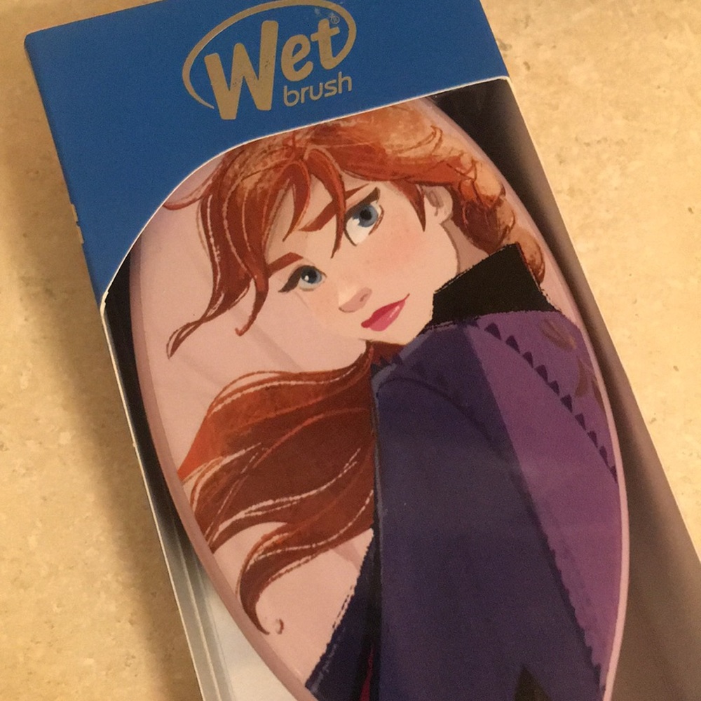 Wet brush Frozen 2 “Anna” Detangler New